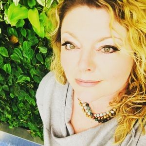 Meet your Posher, Melanie